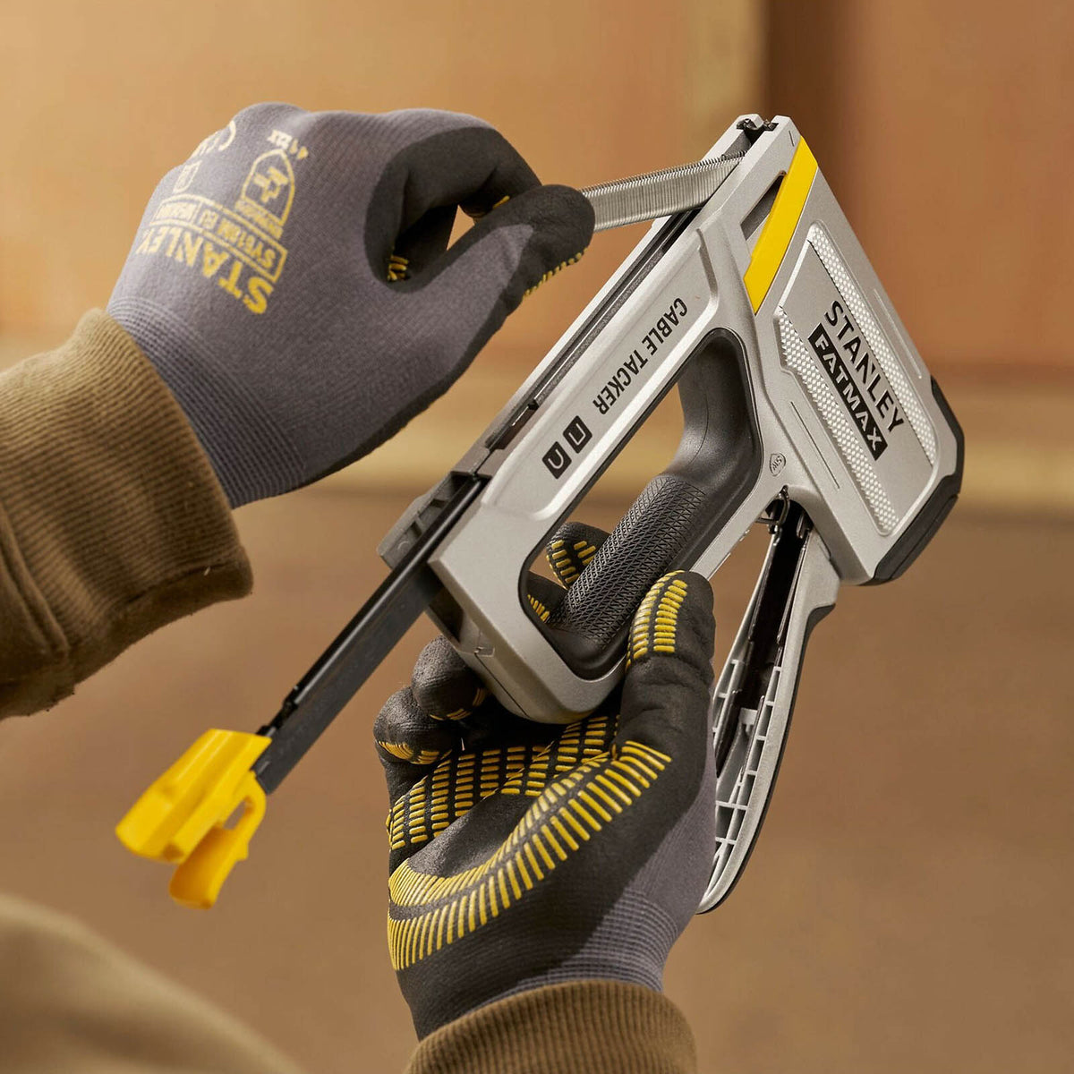 Stanley Cable Tacker 2IN1 Wire Staple Gun Soft Grip 6-14mm Durable Compact - Image 2