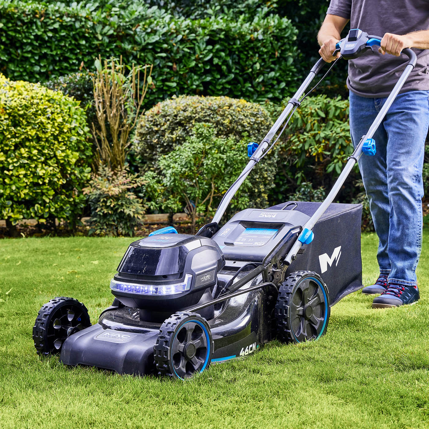 Mac Allister Cordless Push Lawnmower 46cm MCV1195LWM 72V 2 x 4Ah - Image 2