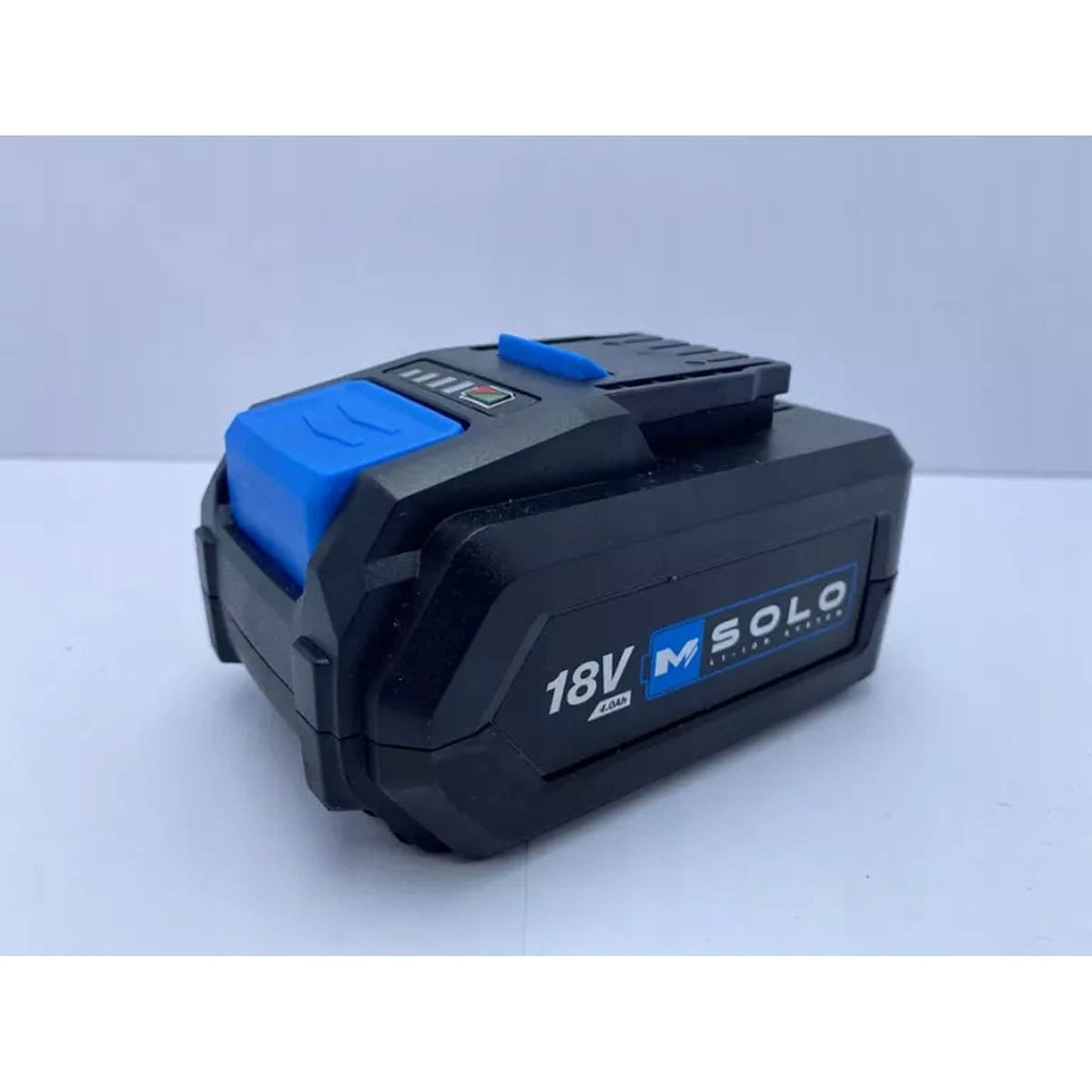 Macallister Power Tool Battery 4 Ah 18 V Solo Li-Ion Lightweight Compact - Image 1
