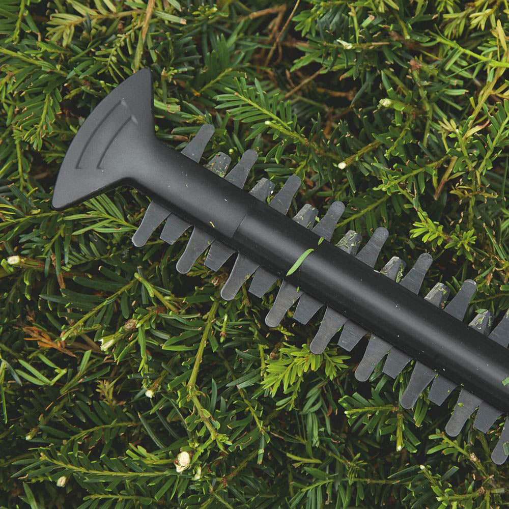 Bosch Hedge Trimmer Cordless 18V 2.0Ah Li-Ion 45cm Lightweight Bush Cutter - Image 5