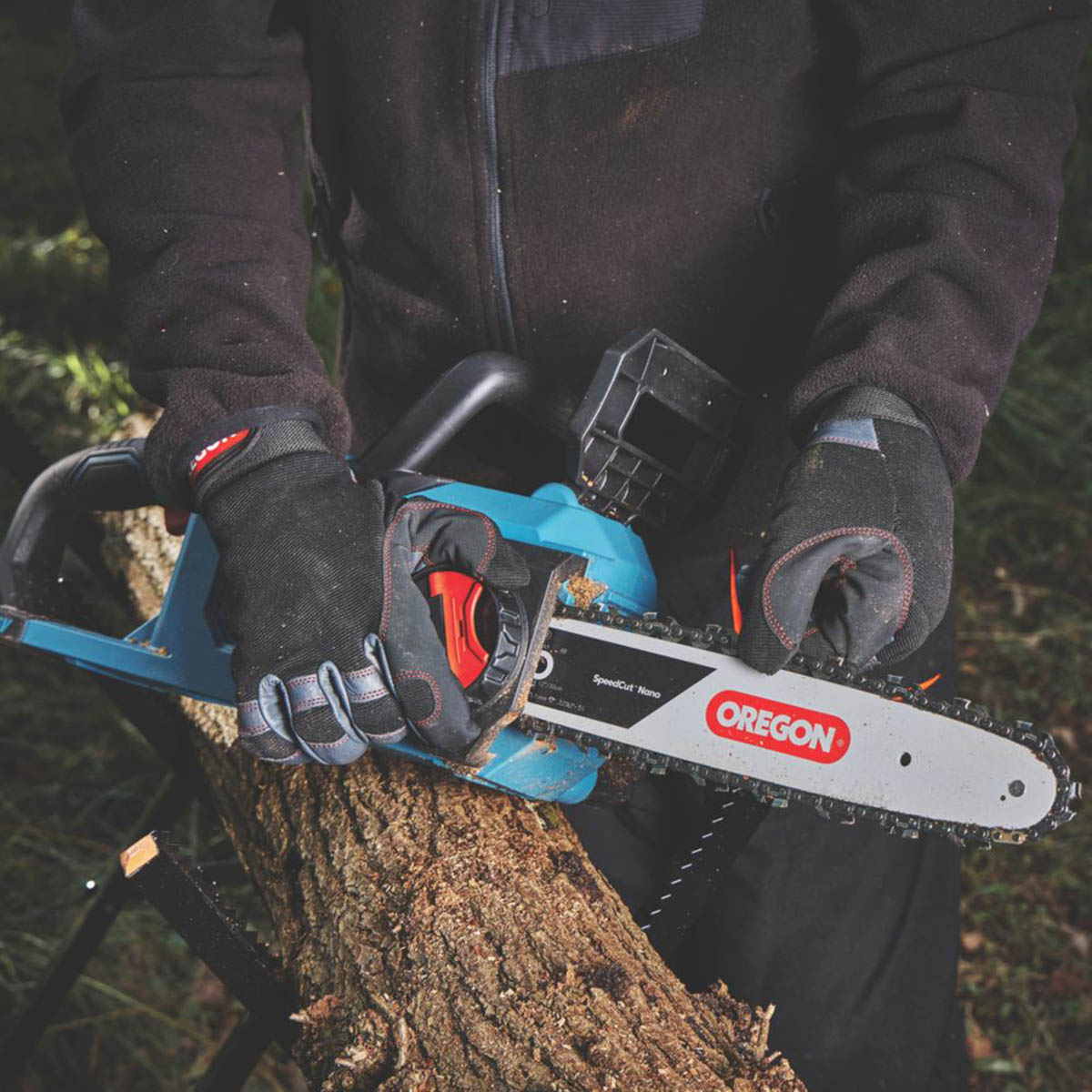 Erbauer Chainsaw Cordless 36V Li-Ion ERT1037CHN Garden 30cm Cutter Body Only - Image 6