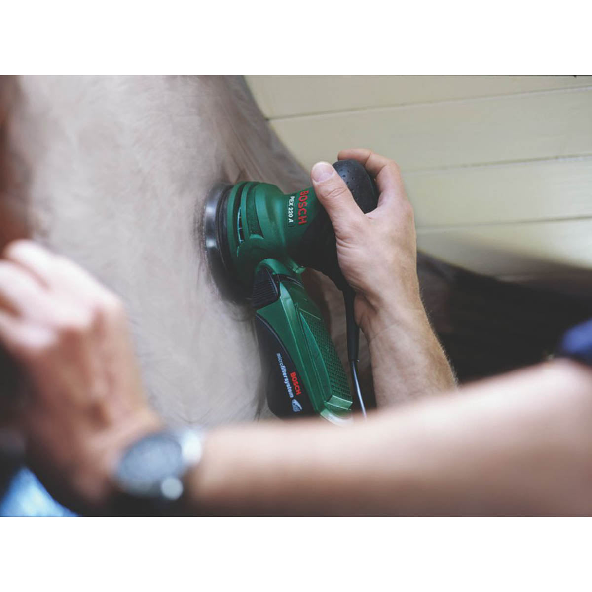 Bosch Orbital Sander Electric PEX220A Ergonomic Soft Grip Lightweight 220W - Image 3