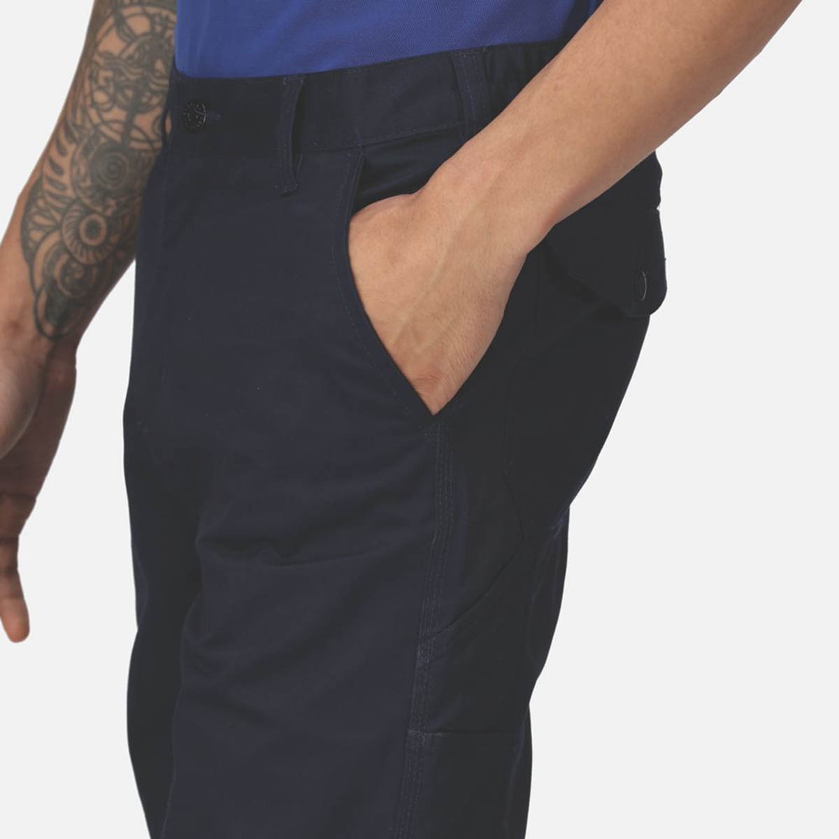 Regatta Mens Work Trousers Cargo 6 Pockets Navy Water Repellent 44" W 31" L - Image 6