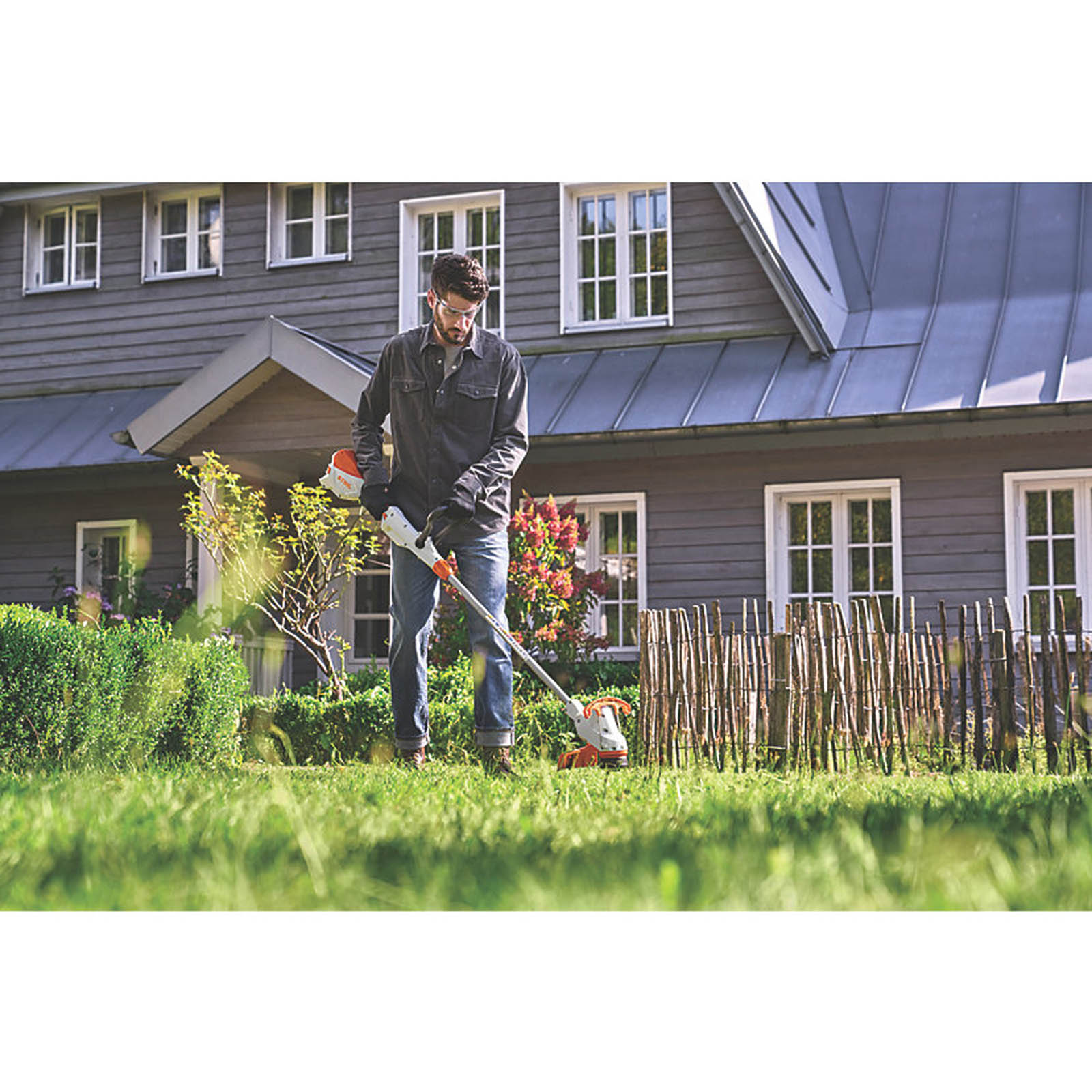STIHL Cordless Grass Trimmer FSA 50 36V 1 x 72Wh Li-Ion AK System Brushless - Image 2