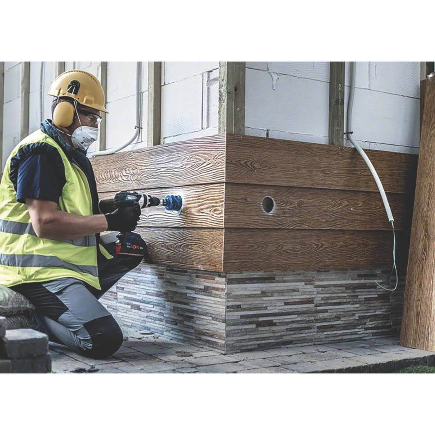 Bosch Holesaw 40mm Expert Multi Material Wood Drywall Plastics Bricks Metal - Image 5