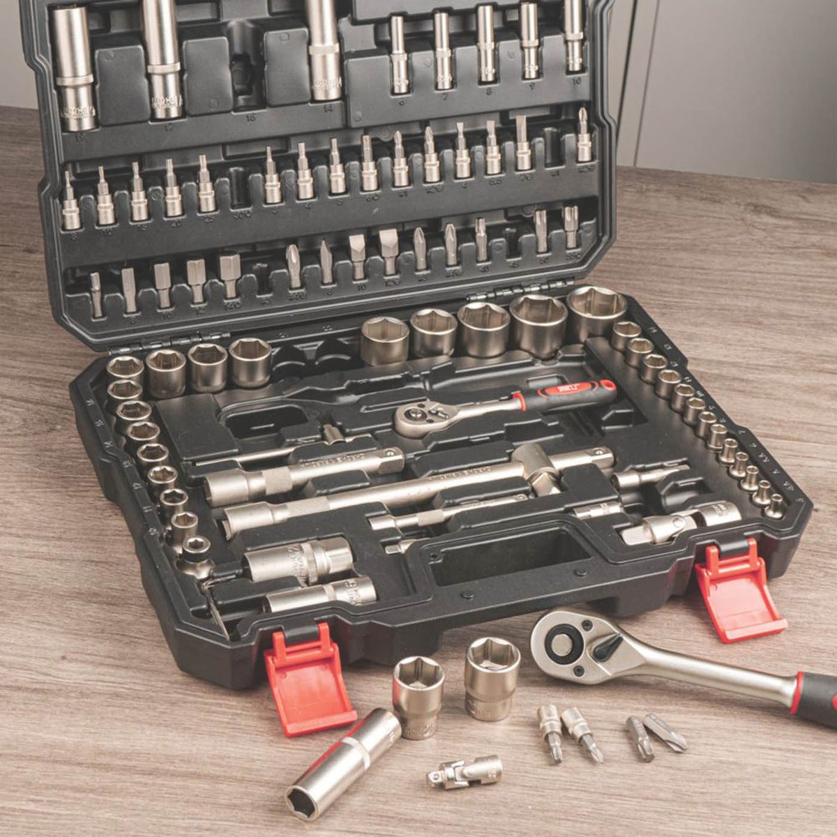 Forge Steel 3/8”, 1/4” & 1/2“ Drive Socket Set 94 Pieces - Image 5