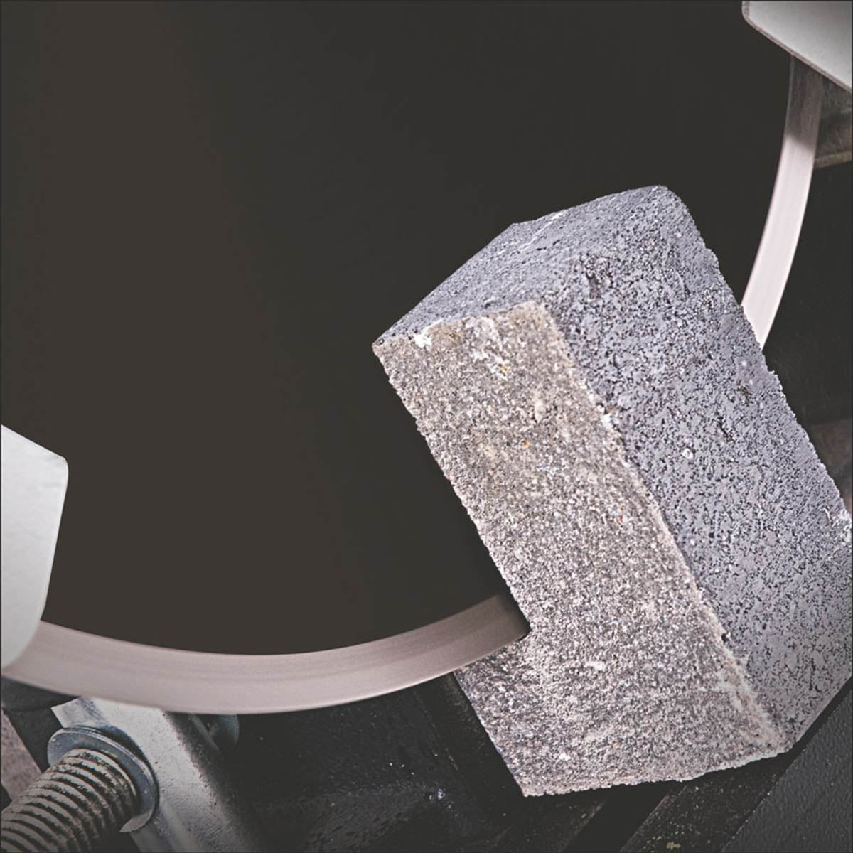 Evolution Diamond Saw Blade RageBlade 355x25.4mm Turbo Masonry Cutting - Image 2