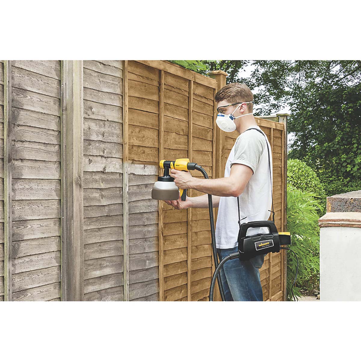 Wagner Paint Sprayer Fence & Decking Electric 2369472 1.4Ltr 460W 220-240V - Image 2