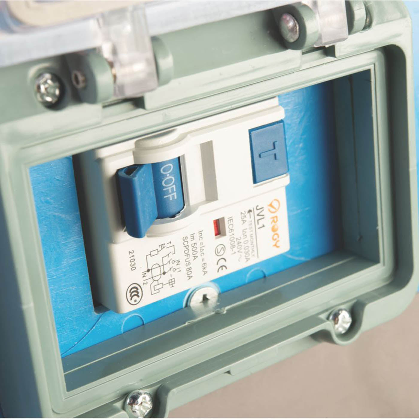 Defender Earth Leakage Unit Passive 40A 1-Gang Blue Switched Lightweight 230V - Image 4