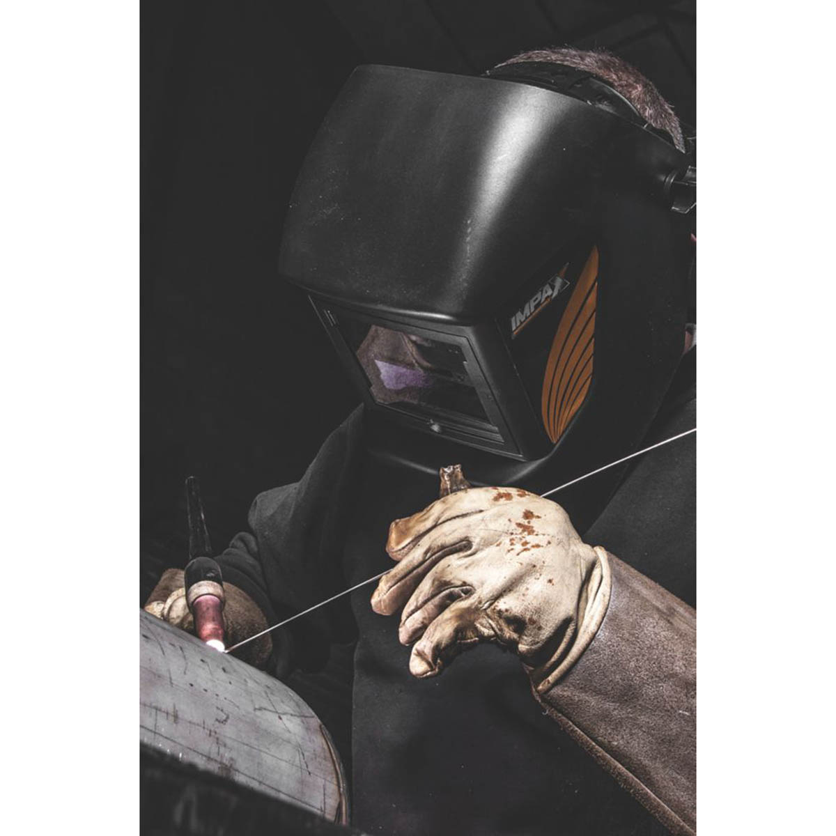 Impax Automatic Welding Helmet IM-ACC-AWH Unisex Black Solar Powered Mask - Image 3
