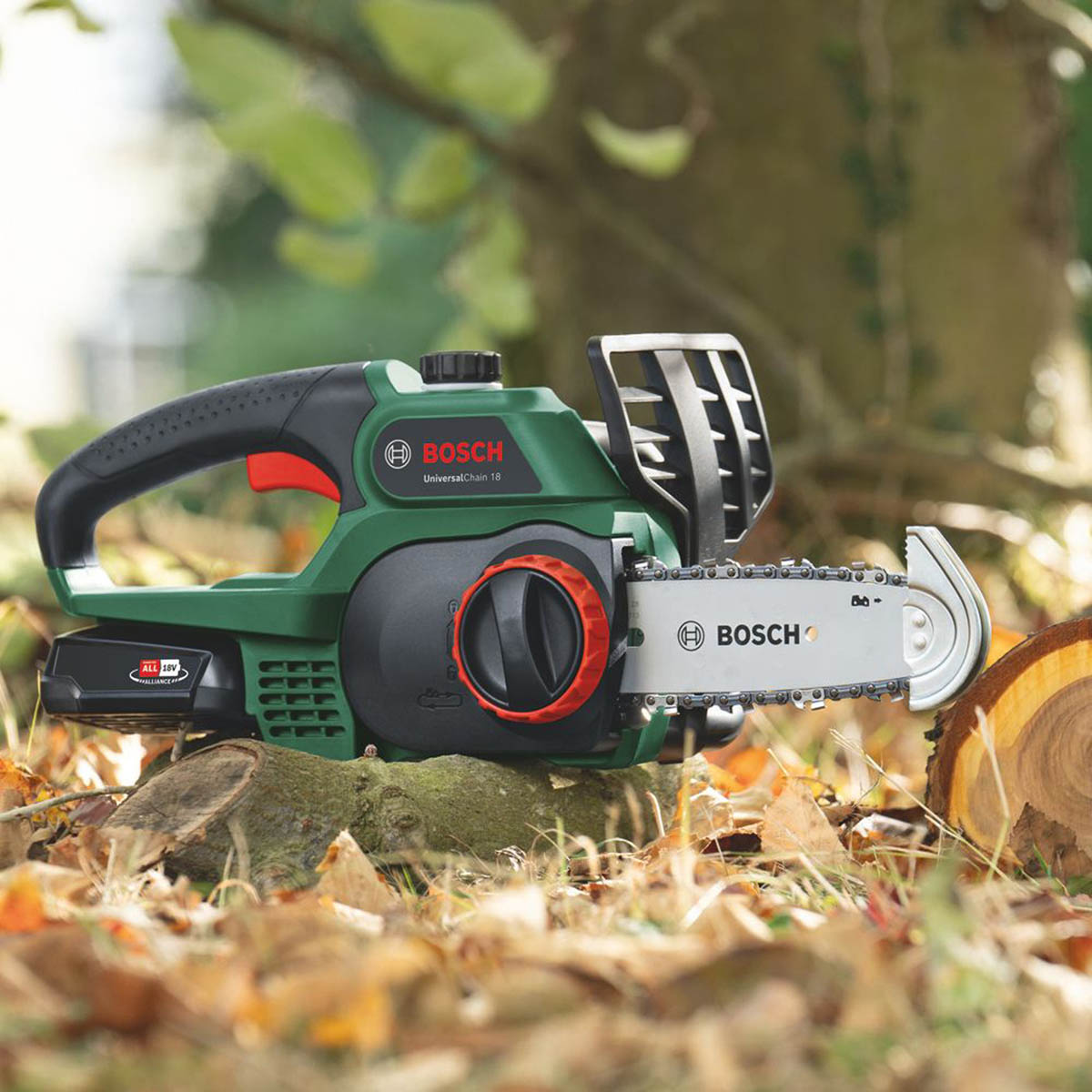 Bosch Chainsaw Cordless 18V Li-Ion UniversalChain18 Garden 20cm Cutter Body Only - Image 2