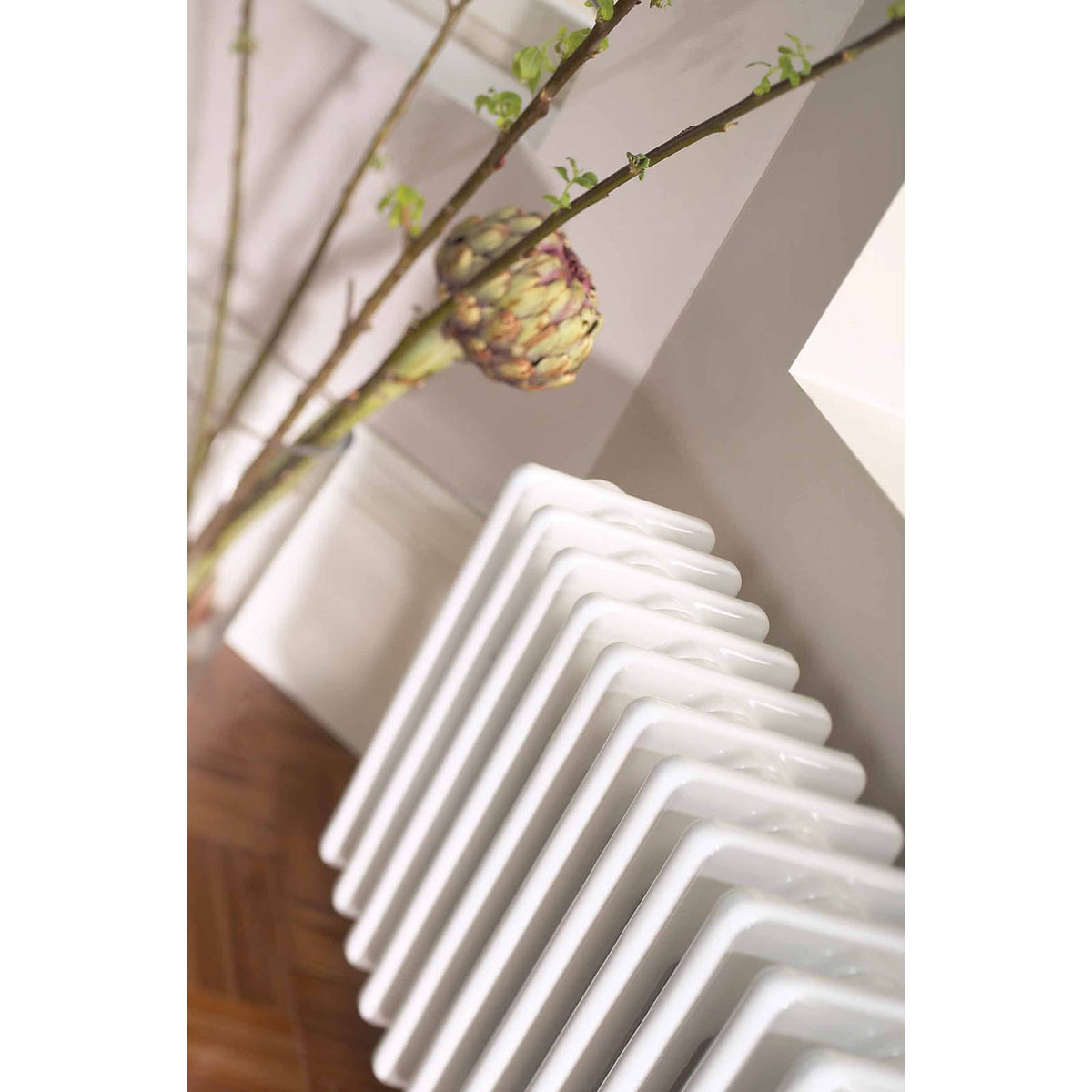 Acova 4 Column Radiator White Steel Horizontal 3145BTU Traditional H30xW104.2cm - Image 5