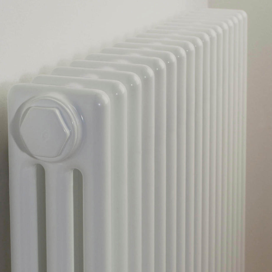 Acova 3 Column Radiator White Steel Horizontal Traditional (H)60x(W)62.8cm - Image 2