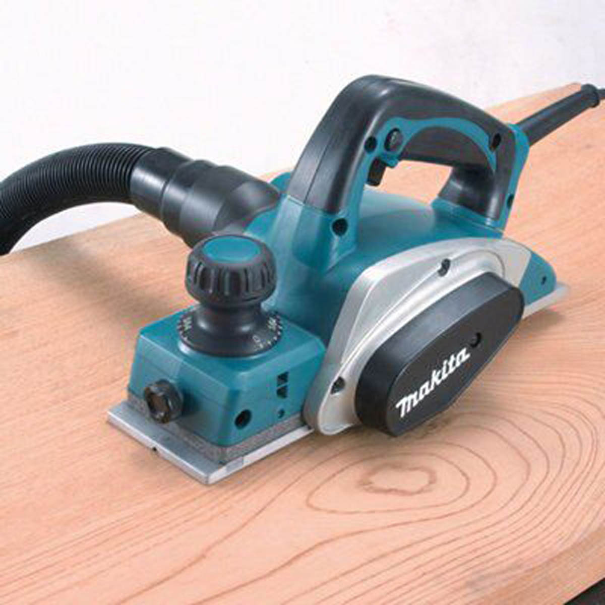 Makita Corded Planer 9mm KP0800 620W 240V - Image 4