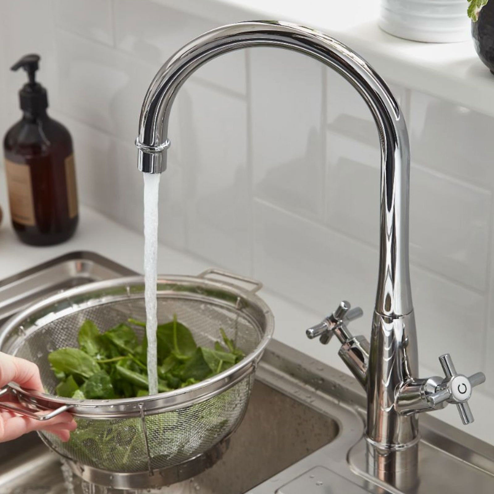 Kitchen Filbert Tap Cross Twin Lever Chrome Replaceable Aerator Faucet - Image 5