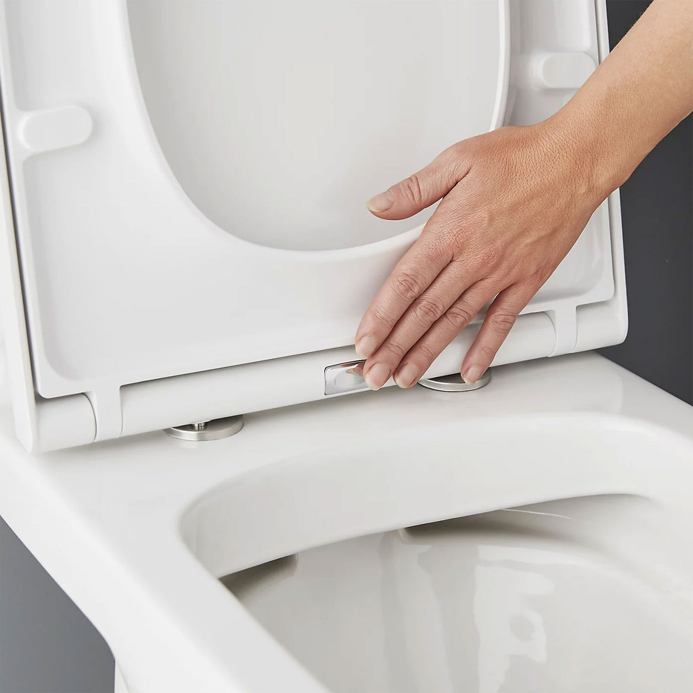 GoodHome Teesta White Rimless Close-coupled Toilet & cistern with Soft close seat - Image 5