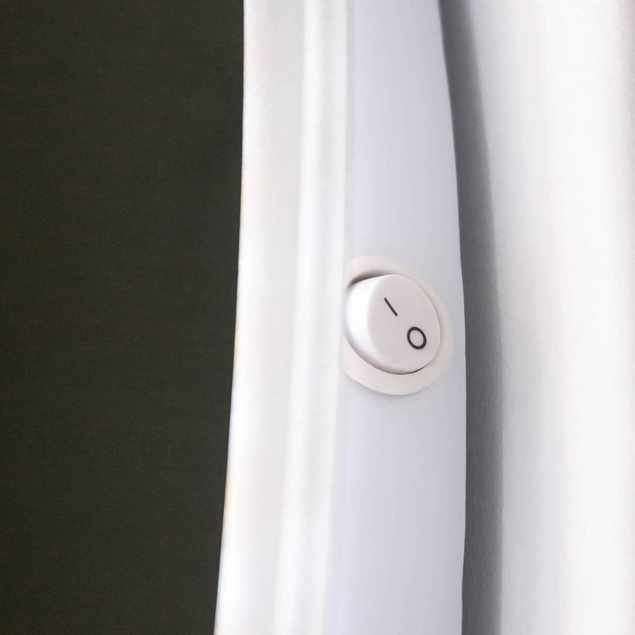 Sensio Como Illuminated Mirror Round Wall-mounted Bathroom & WC (W)60cm - Image 3