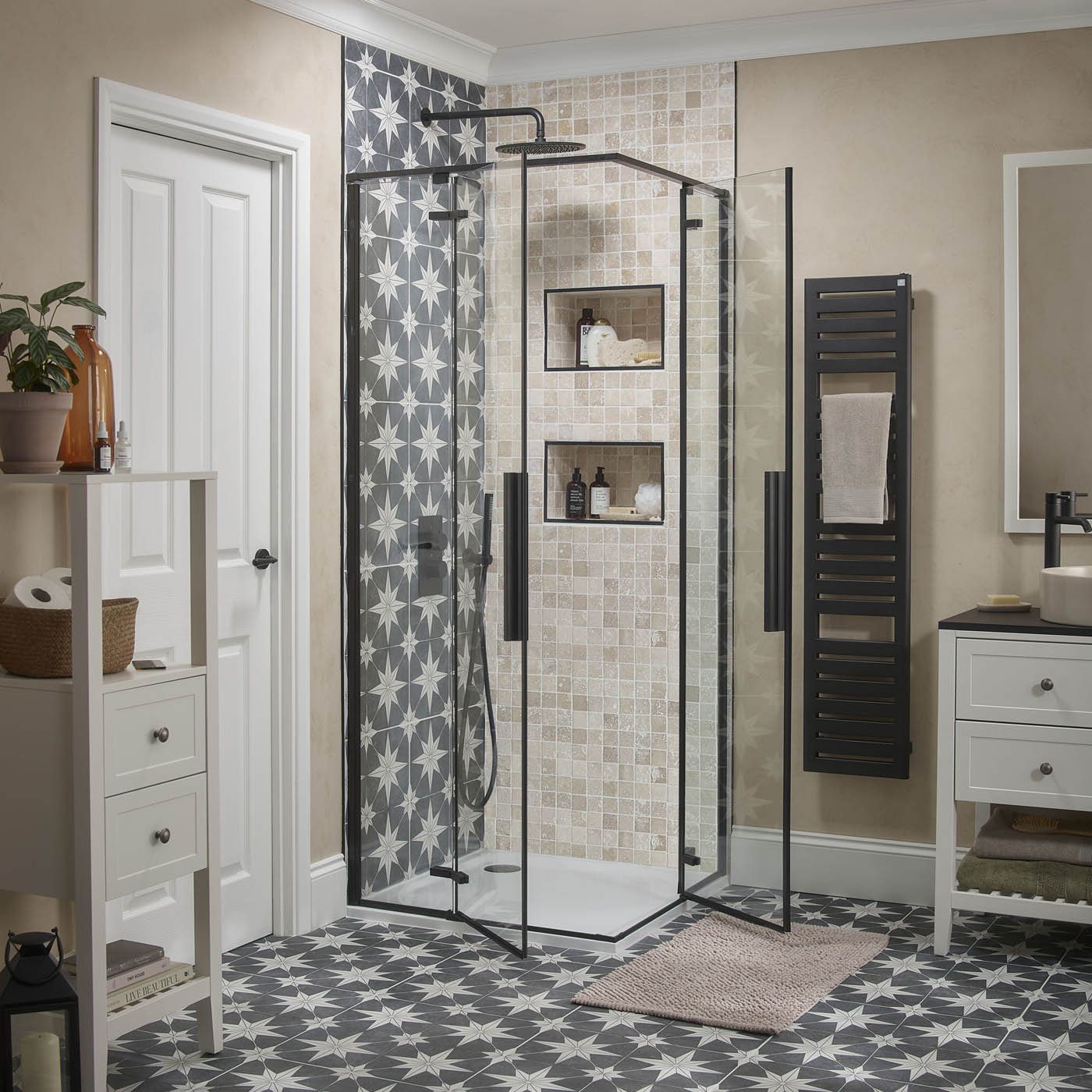 Aquadry Oria Matt Black Wall-mounted Shower arm - Image 3