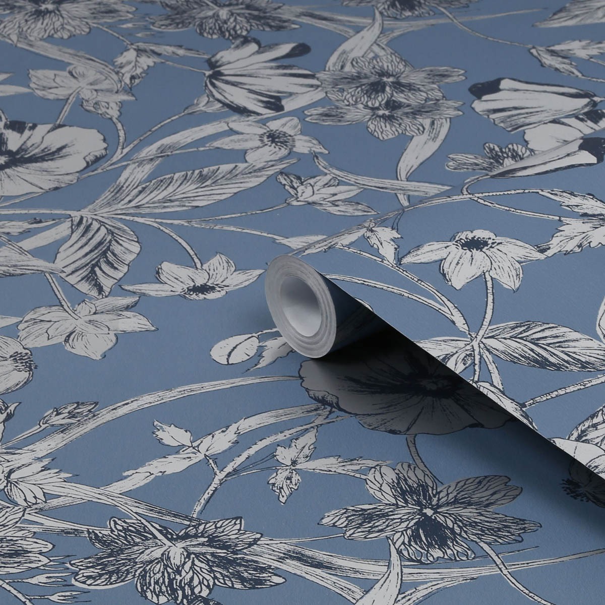 Wallpaper Summerhill Midnight Blue Floral Smooth Patterned Covers Imperfections - Image 5