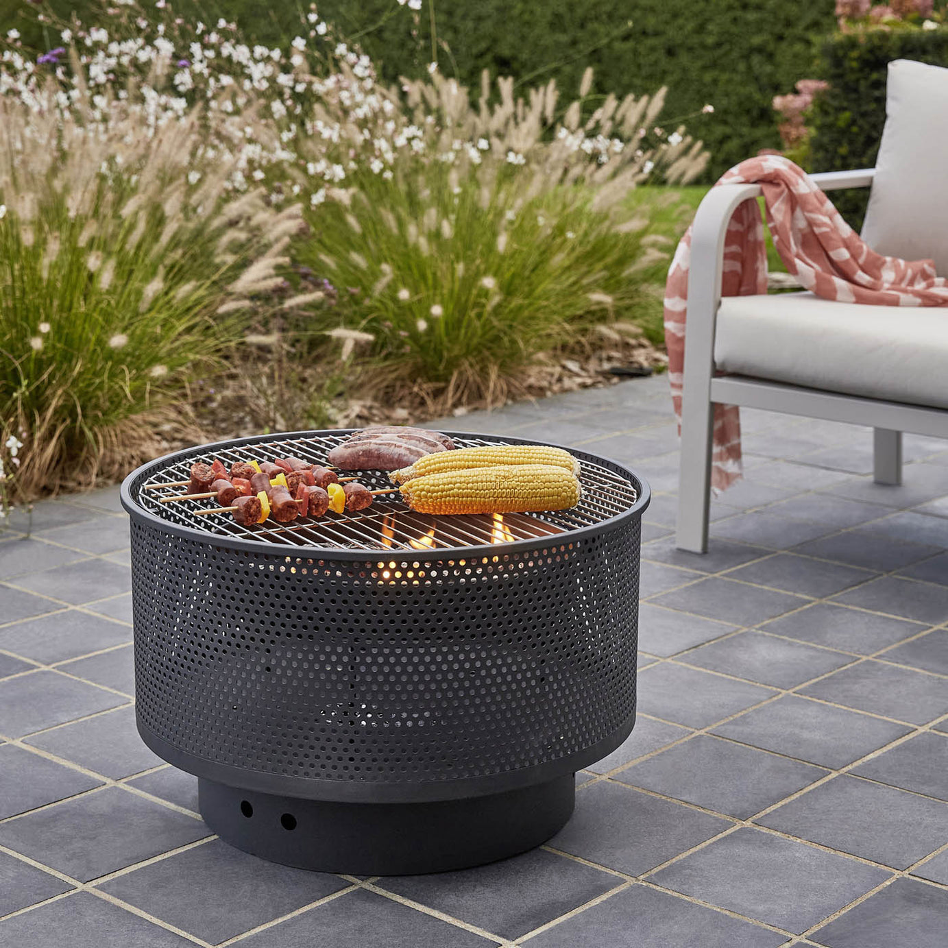 Firepit Table Steel Matt Black Round Durable Outdoor Garden Heating (Dia)61 cm - Image 8