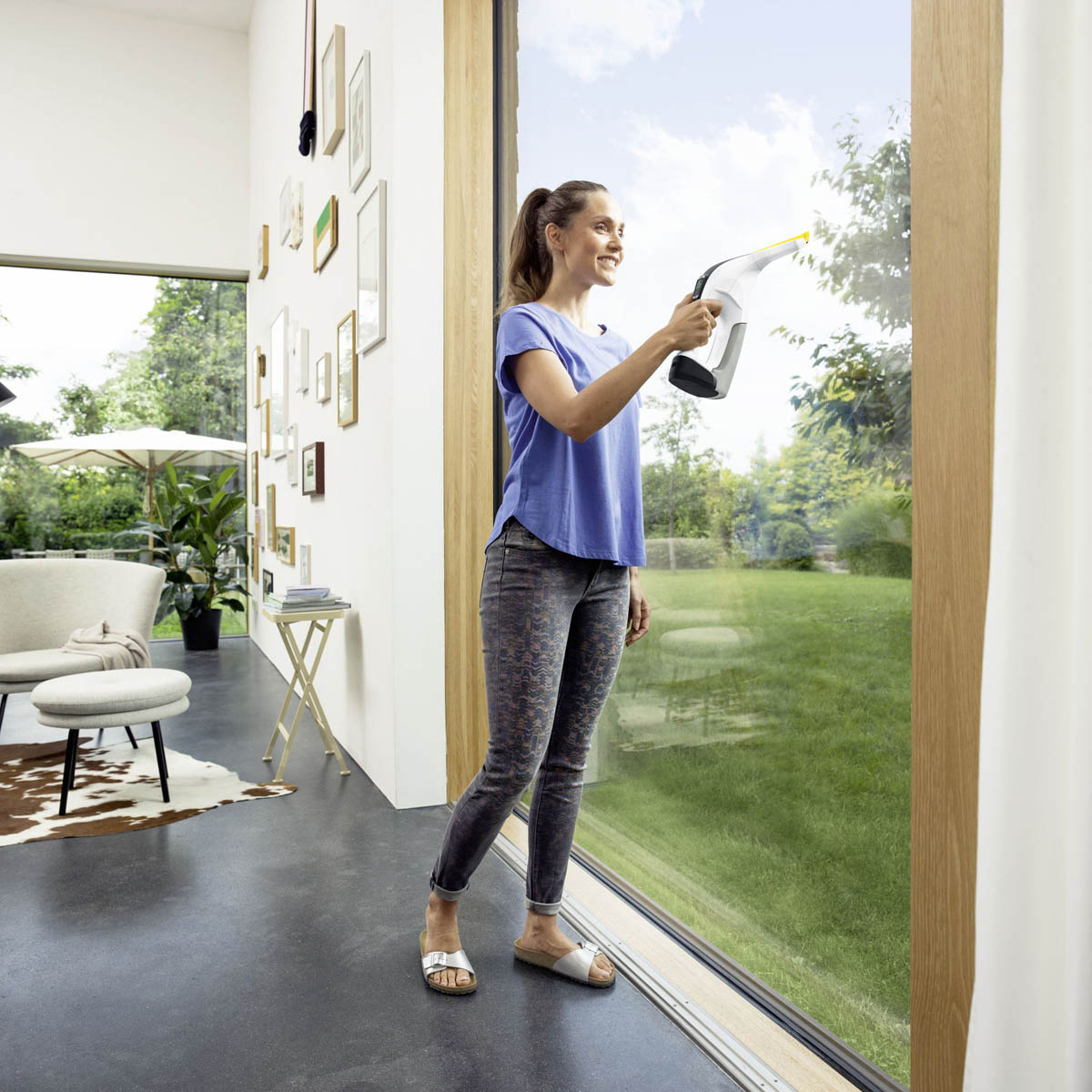 Karcher Window Vacuum Cleaner Cordless WV 6 Plus Handheld Rechargeable - Image 2