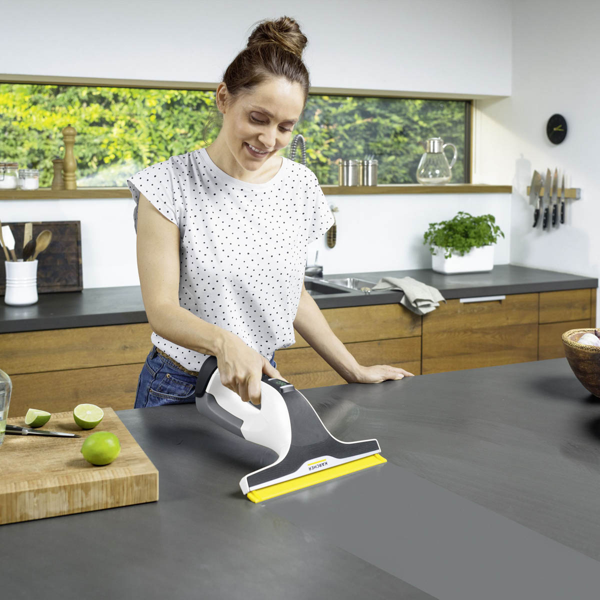 Karcher Window Vacuum Cleaner Cordless WV 6 Plus Handheld Rechargeable - Image 4