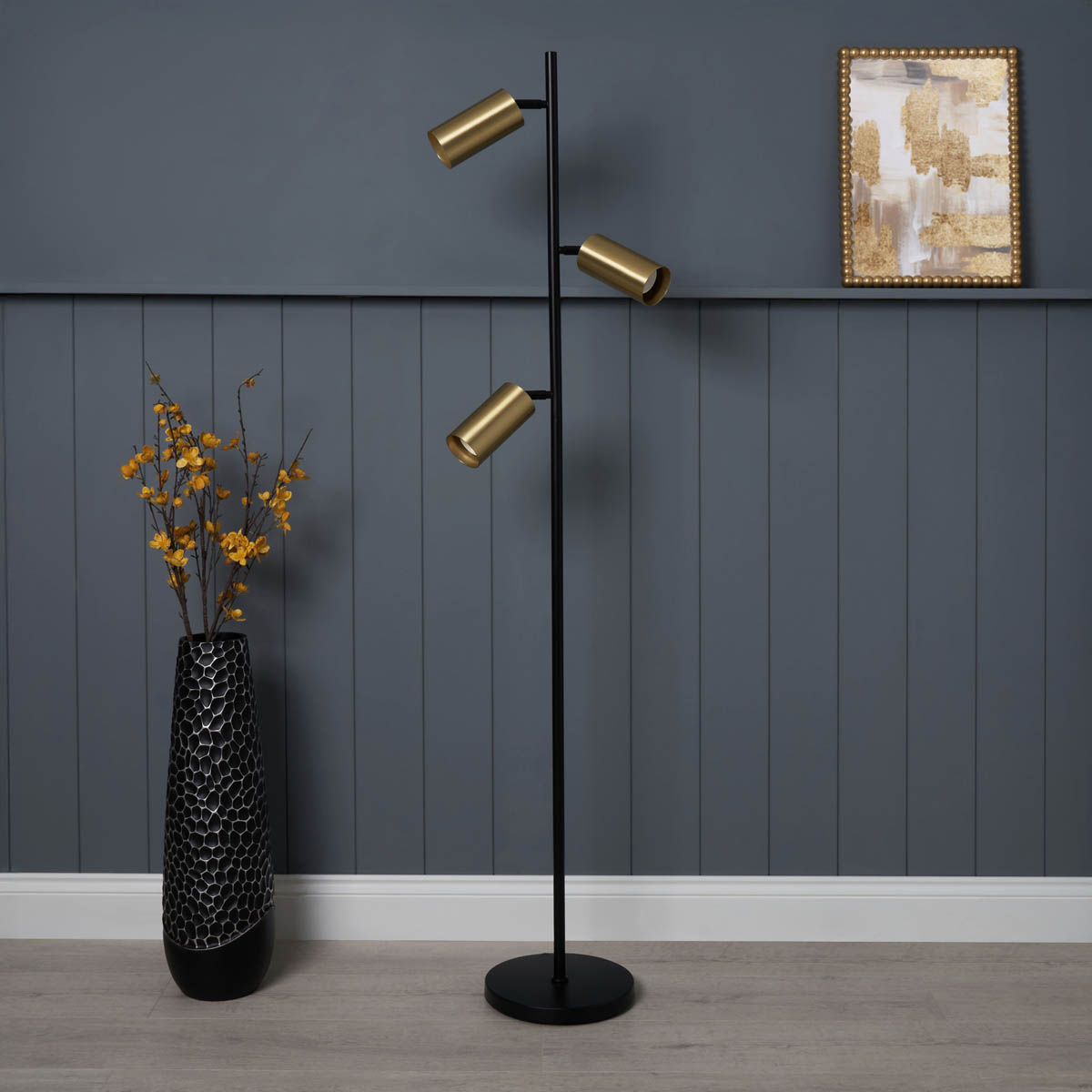Inlight Carana Matt Black Brass effect LED Floor lamp - Image 7