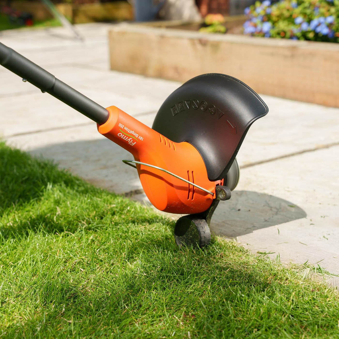 Flymo Grass Trimmer Cordless 18V 2Ah Li-Ion 970764101 250mm Garden Cutter - Image 2
