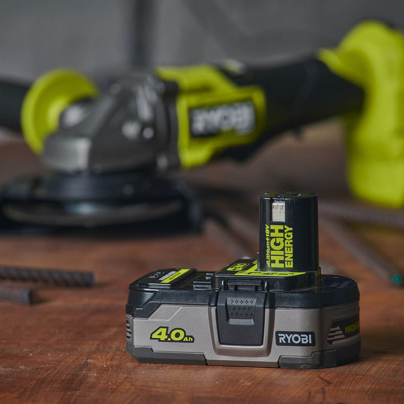 Ryobi Battery RB1840T 18V 4Ah Li-Ion Powerful High Energy Fuel Gauge Display - Image 2