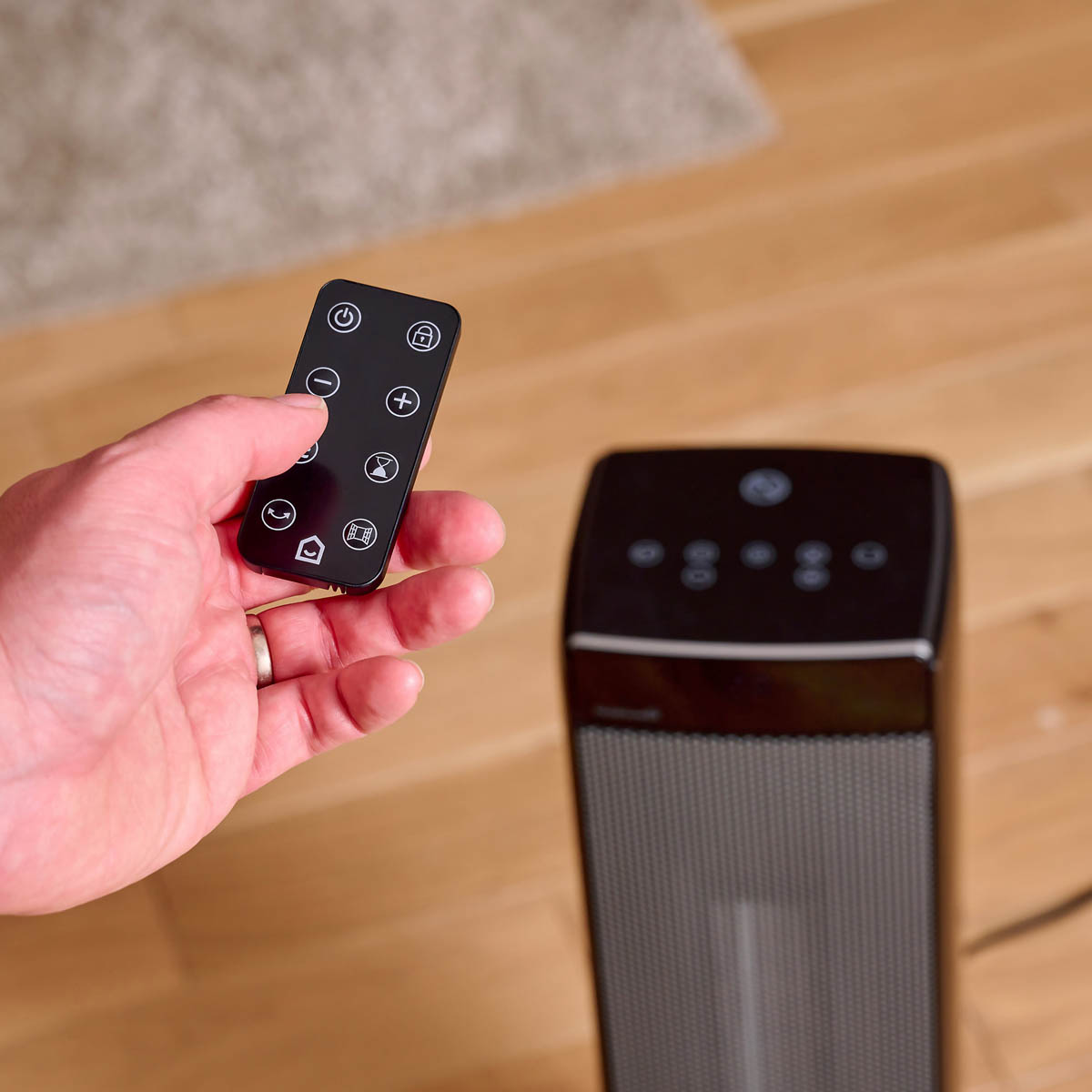 Fan Heater 2500W Black Oscillating Portable Tower 2 Heat Setting Timer Indoor - Image 9