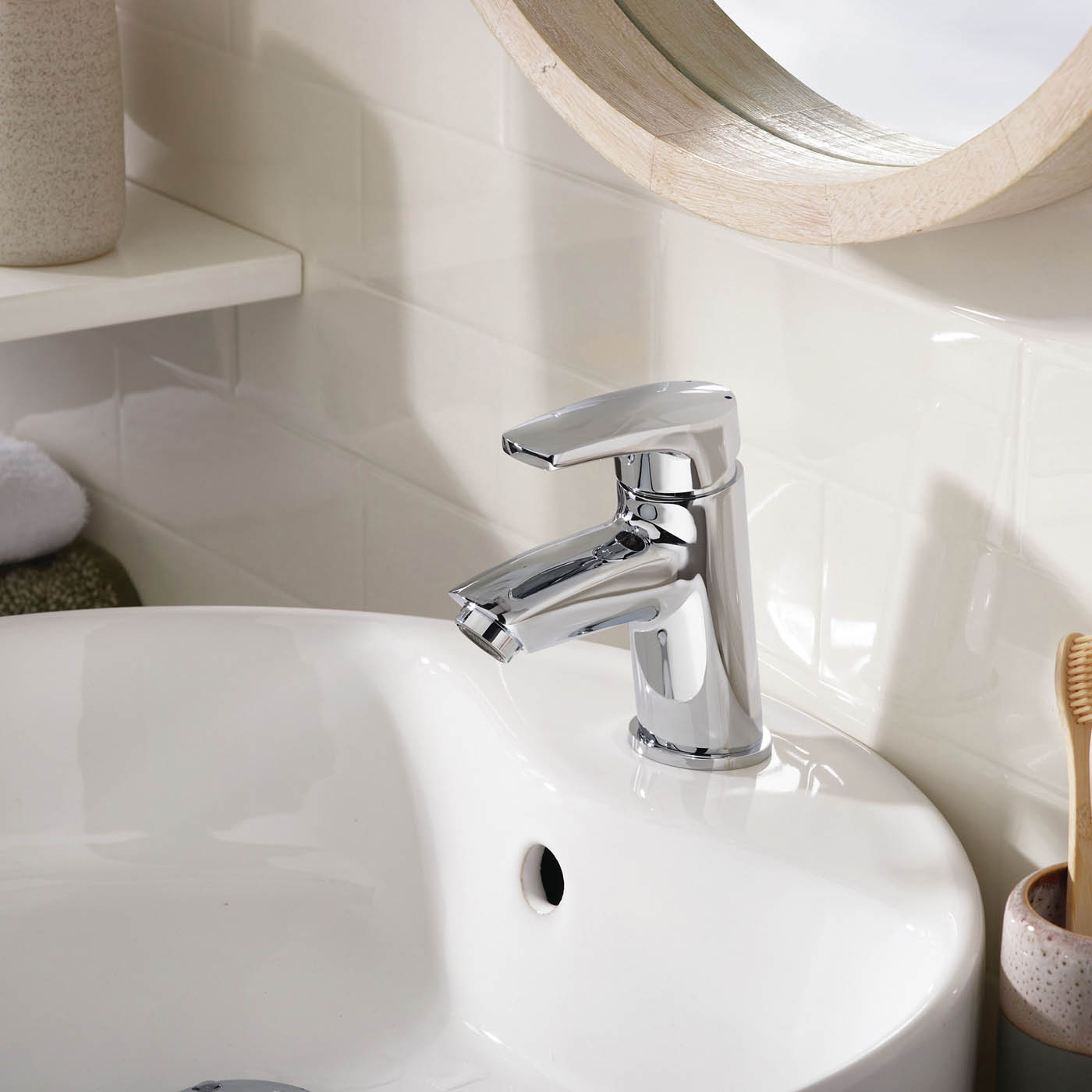 Bristan Orta Chrome effect Round Basin Mono mixer Tap - Image 2