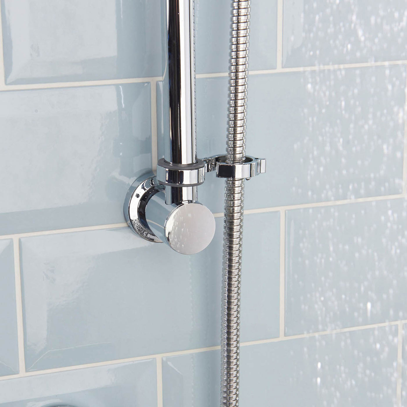 Bristan Frenzy Chrome effect Rear fed Thermostatic Mixer Shower & 1.5m hose length - Image 9