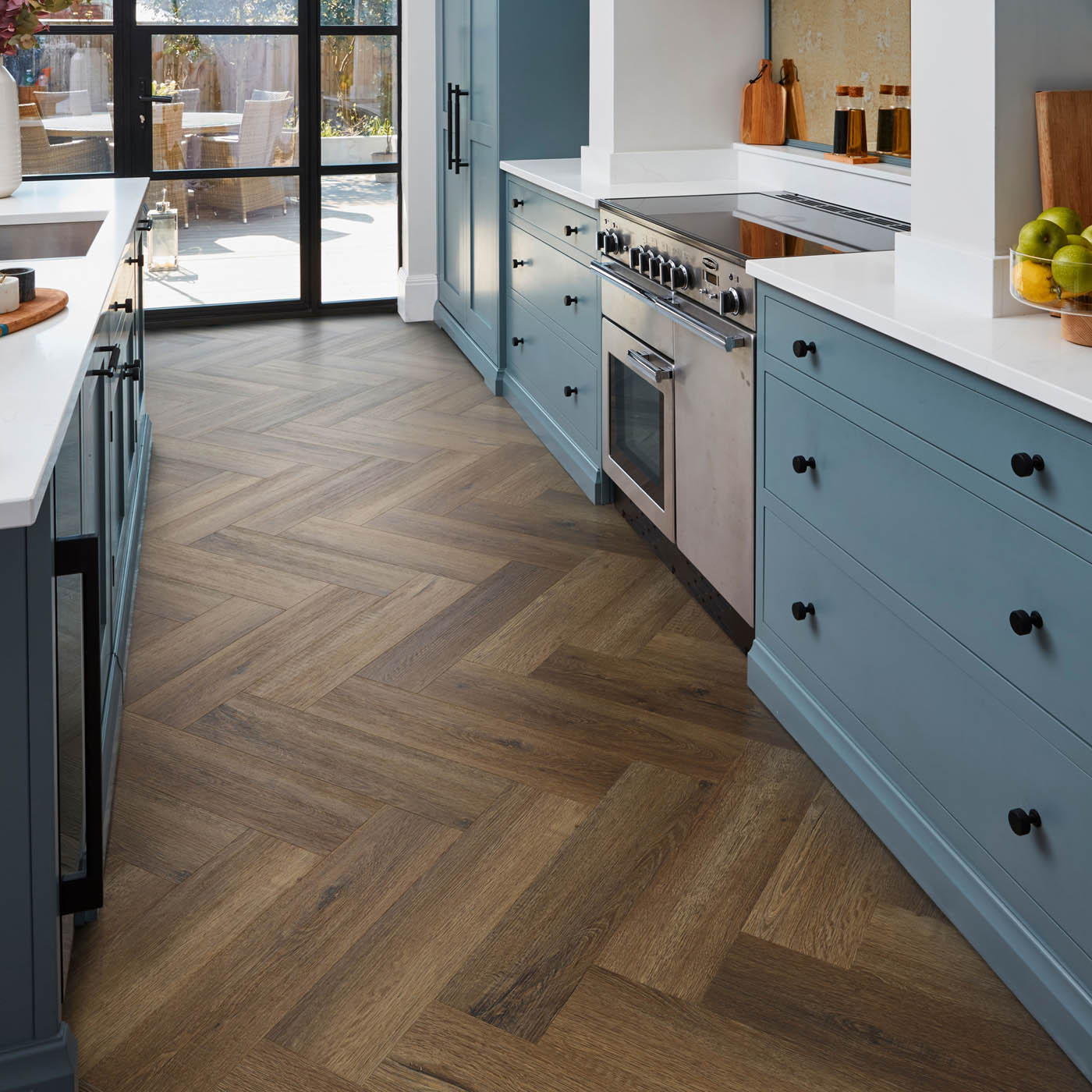 Dark brown Oak effect Embossed Herringbone Luxury vinyl click Planks, 1.95m² - Image 4