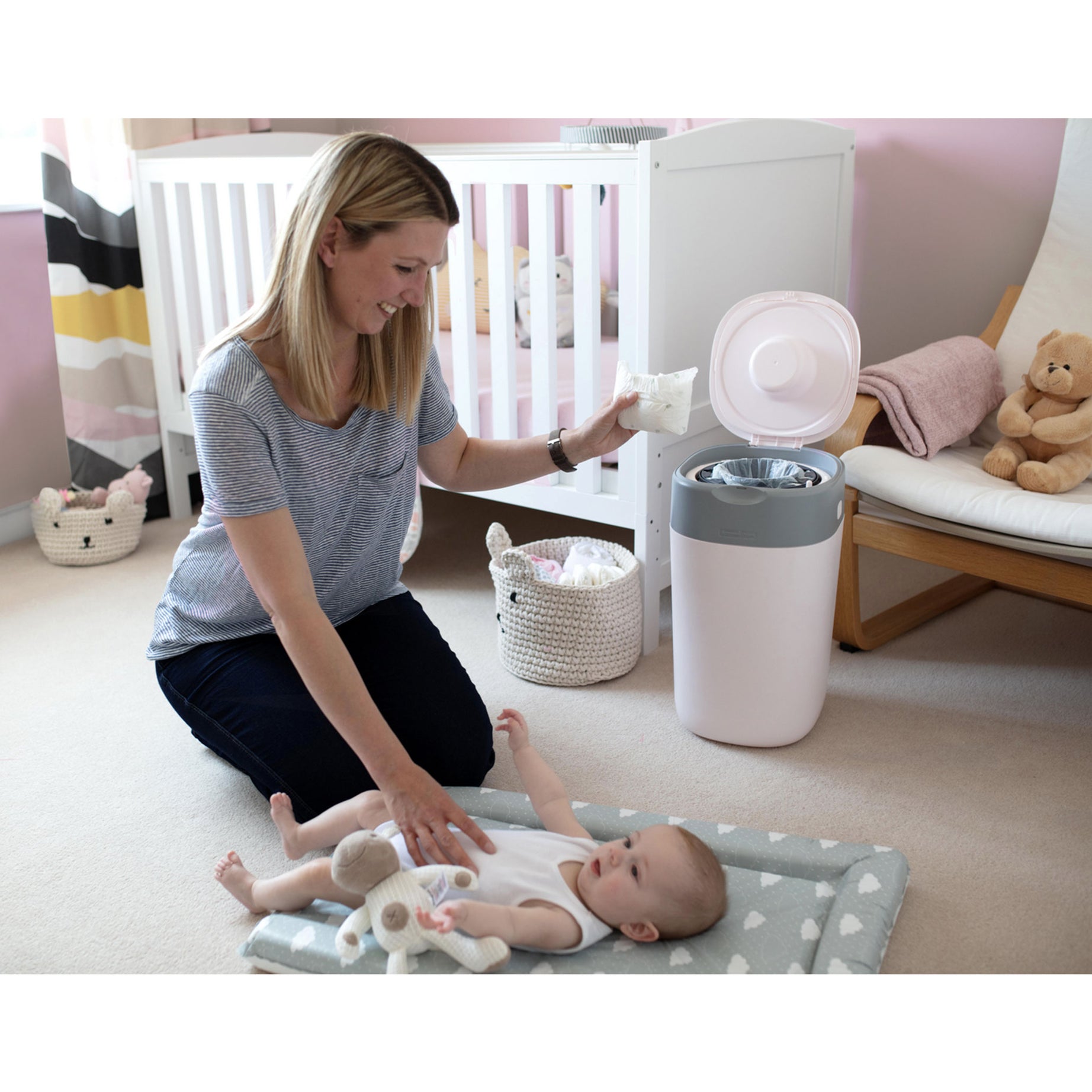 Tommee Tippee Twist and Click Advanced Nappy Bin Starter Set with 6 x Refills - Image 3