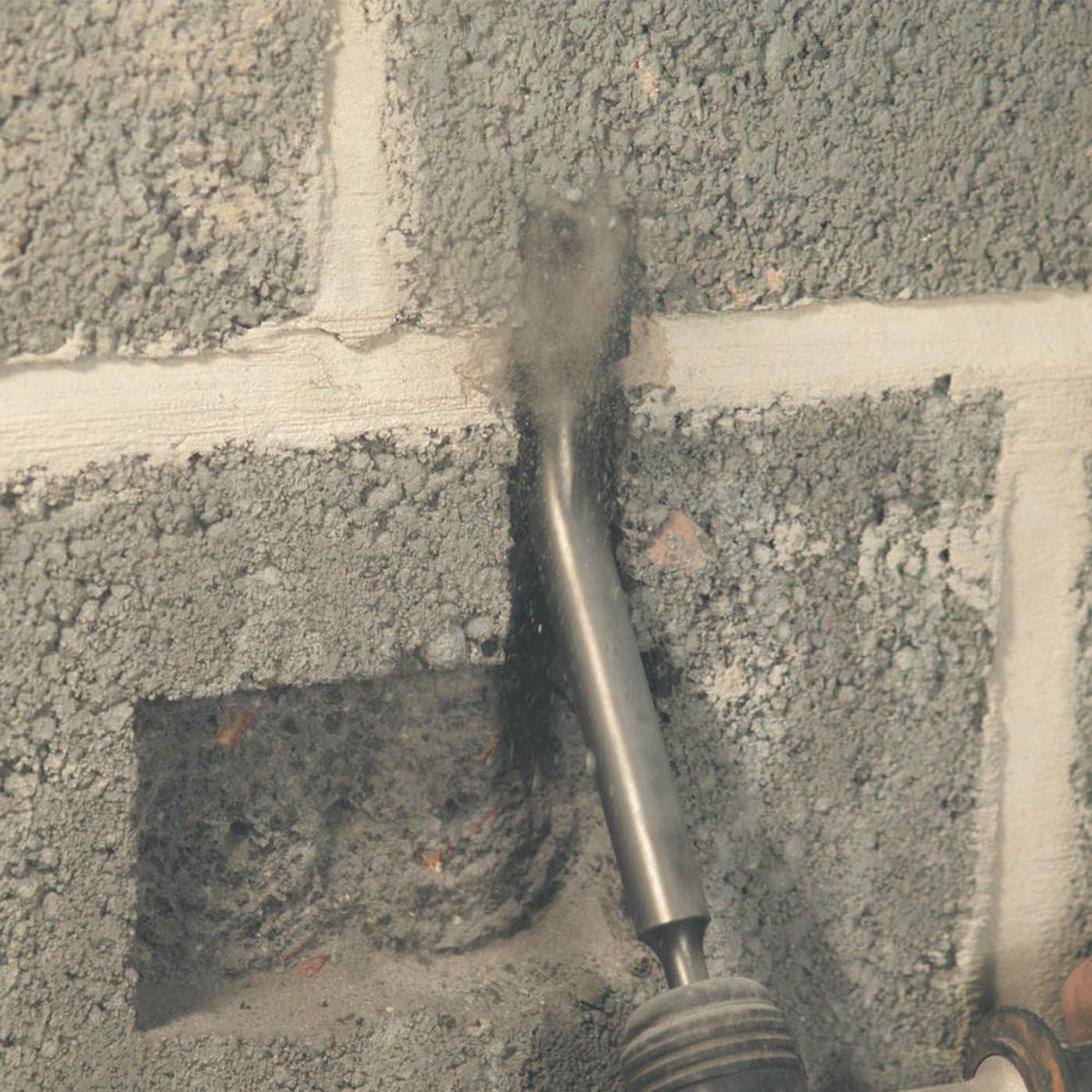 Armeg Channelling Chisel SDS Plus Shank For Brick Concrete Masonry 30 x 225mm - Image 2