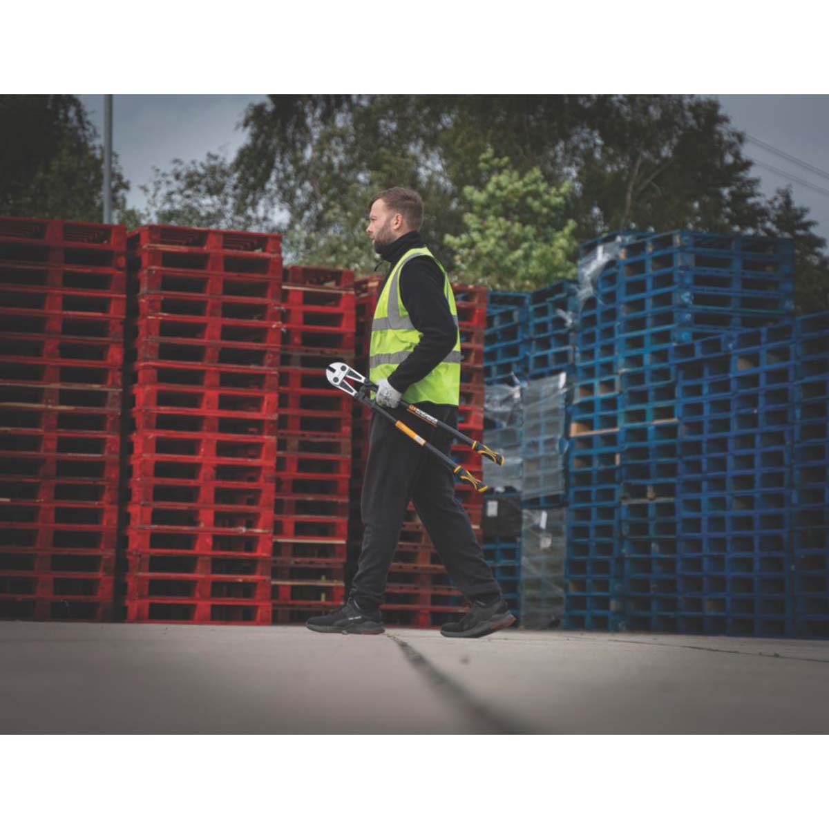 Roughneck Bolt Cutters Drop-Forged Heavy Duty Durable Ergonomic Handle 900mm - Image 7