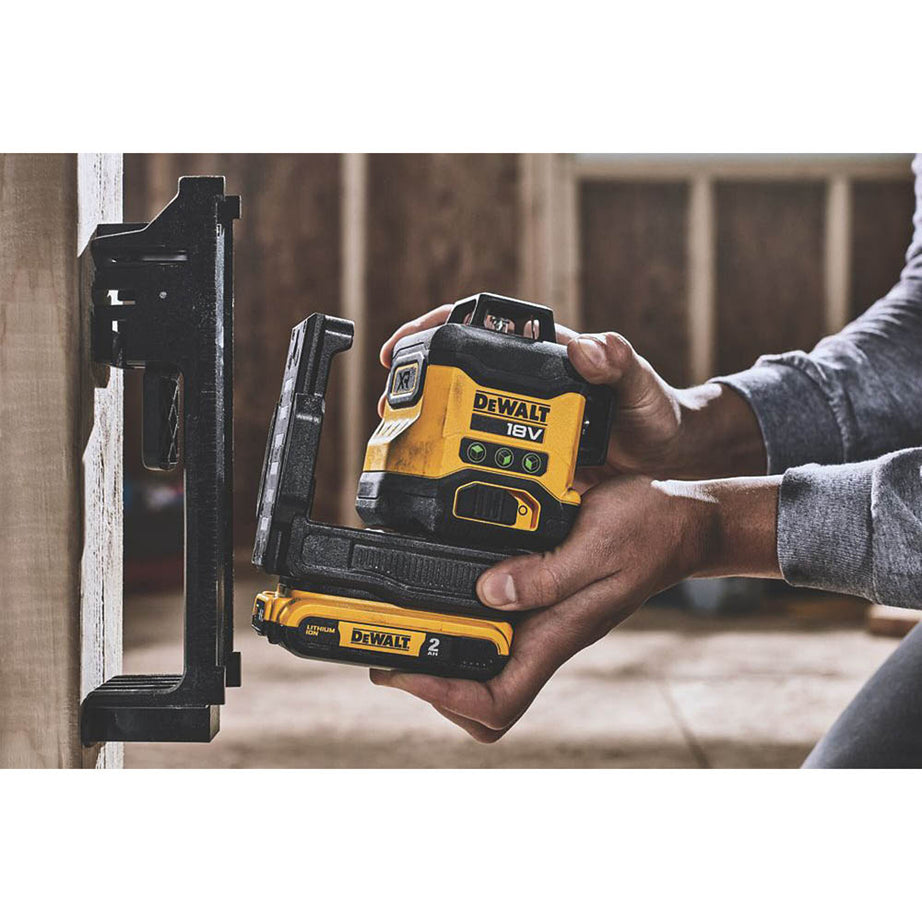 DeWalt Laser Level Cordless 18V 2Ah Li-Ion DCLE34031D1-GB Green Self Levelling - Image 6