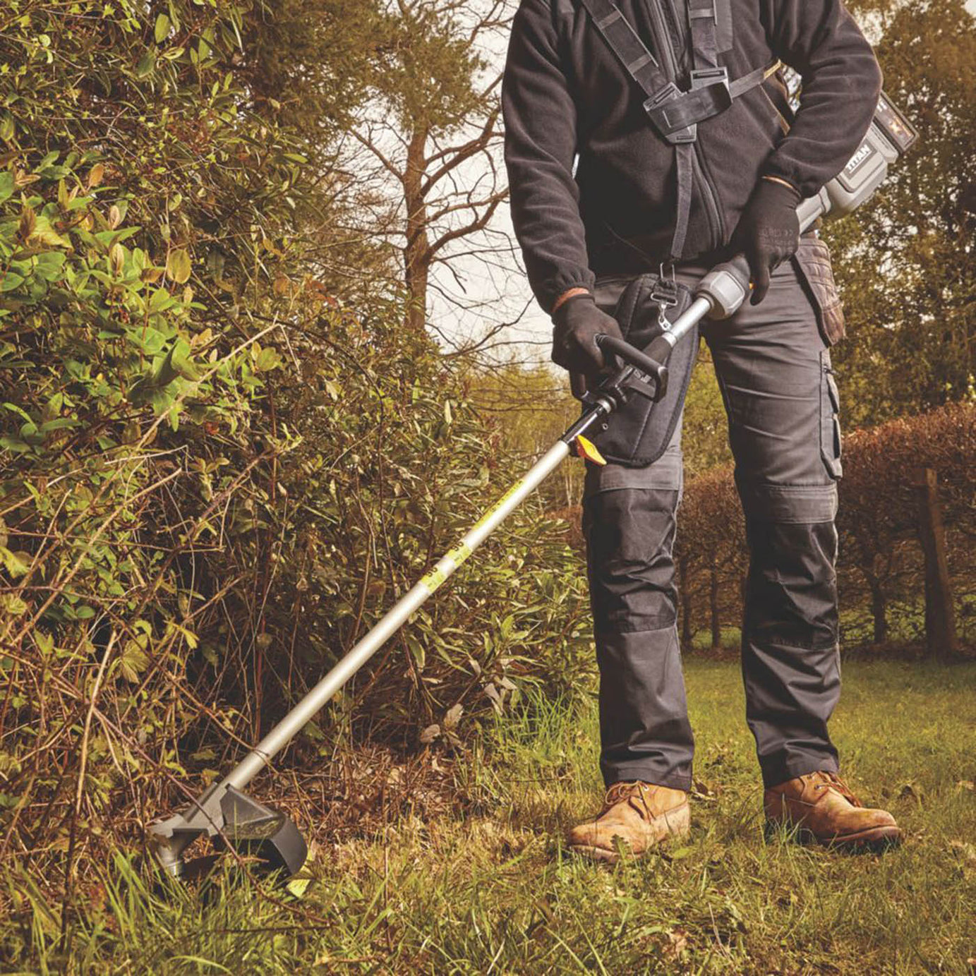 Titan Garden Multi Tools Cordless 36V 4Ah Li-Ion TT5MT36-Li Trimmer Pole Saw - Image 4