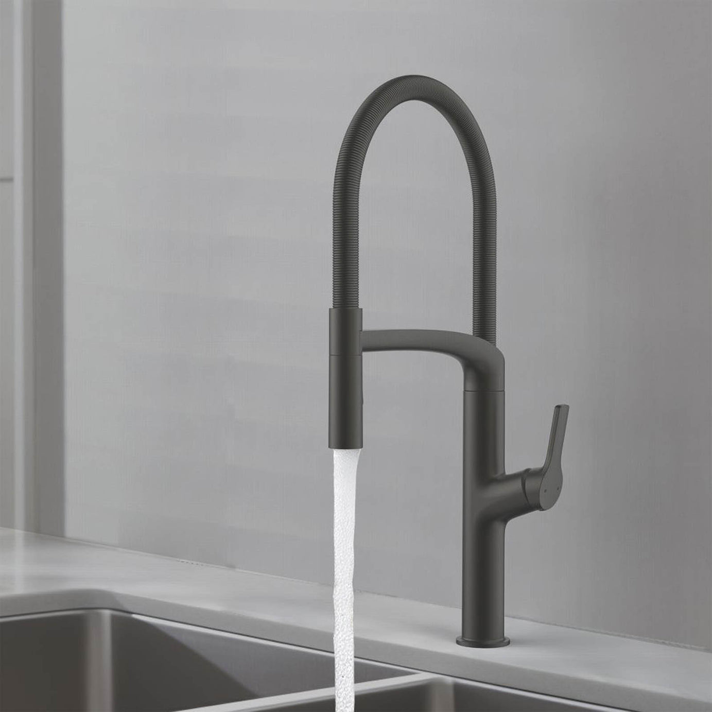Swirl Boyne  Pull-Out Spray Mixer Kitchen Tap Titanium-Effect - Image 3