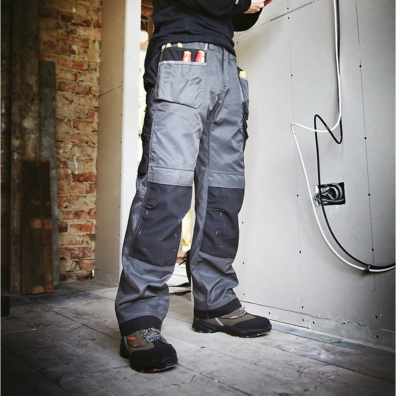 Snickers Work Trousers Mens Relaxed Fit Grey Black Multi Pockets Cargo 30W 32L - Image 4