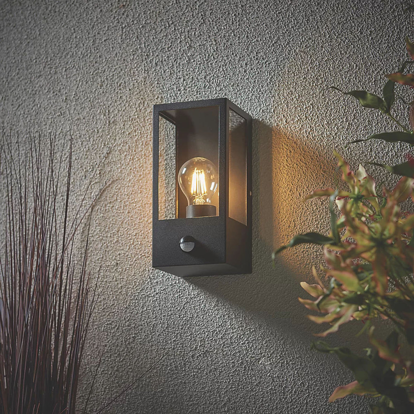 LAP Wall Light Lantern Breton Black Matt 28W PIR Adjustable Sensor Outdoor IP44 - Image 4