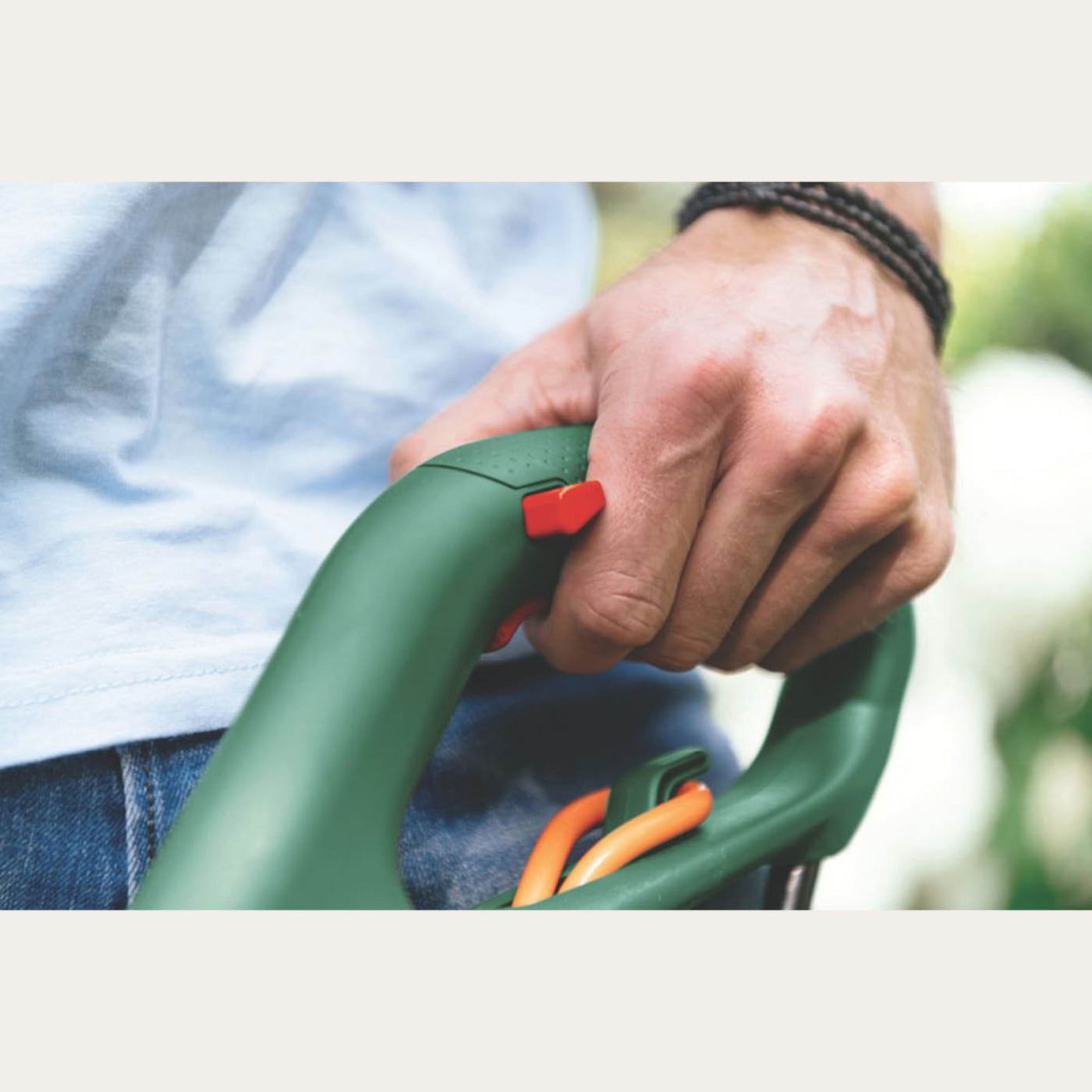 Bosch Grass Trimmer Electric EasyGrassCut23i Lightweight Garden Cutter 280W - Image 6