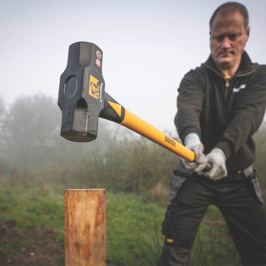 Roughneck Sledge Hammer Fibreglass Drop Forged Steel Soft Grip Handle 4.5kg - Image 4