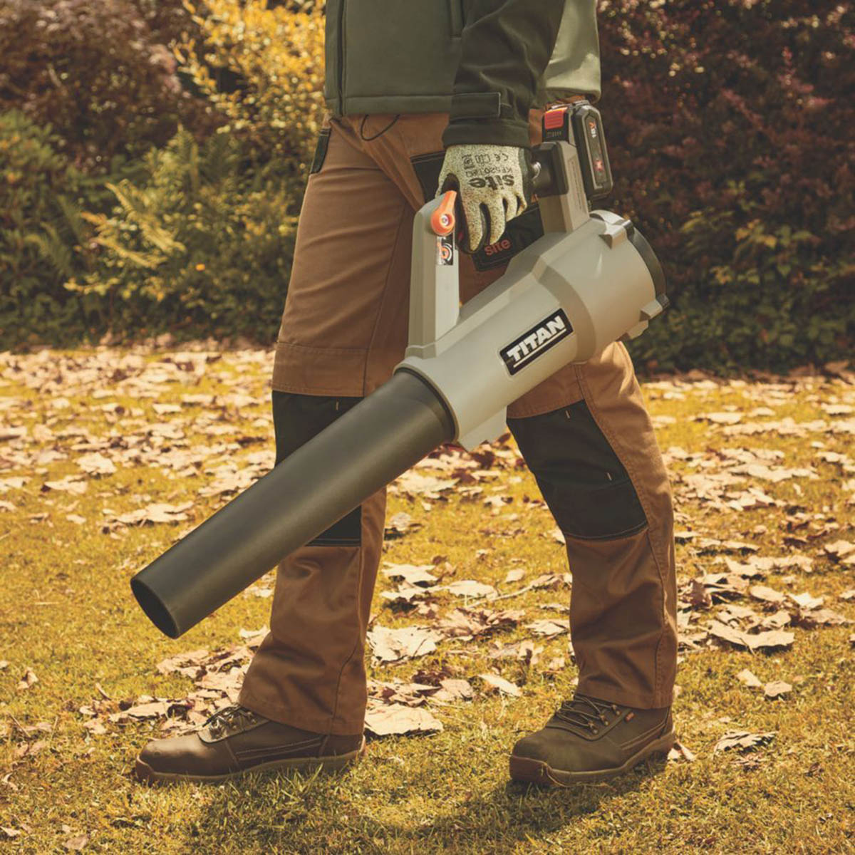 Titan Leaf Blower 18V Li-Ion TTI931BVC Garden Dust Snow Handheld Body Only - Image 2