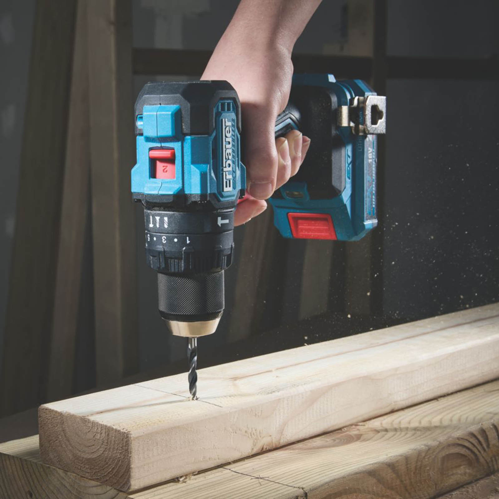 Erbauer Cordless Combi Drill ERI1092COM 18V 1 x 4.0Ah Li-Ion EXT Brushless - Image 4