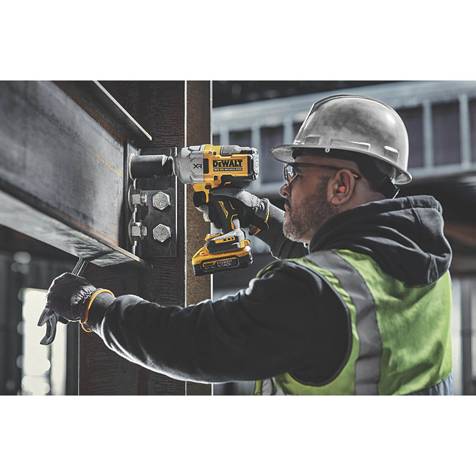 DEWALT Cordless Impact Wrench DCF961N-XJ 18V Li-Ion XR Brushless Body Only - Image 5