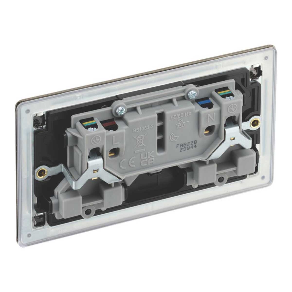 Switched Wall Socket 13A 2-Gang DP Screwless Antique Brass Flat Pack of 5 - Image 4