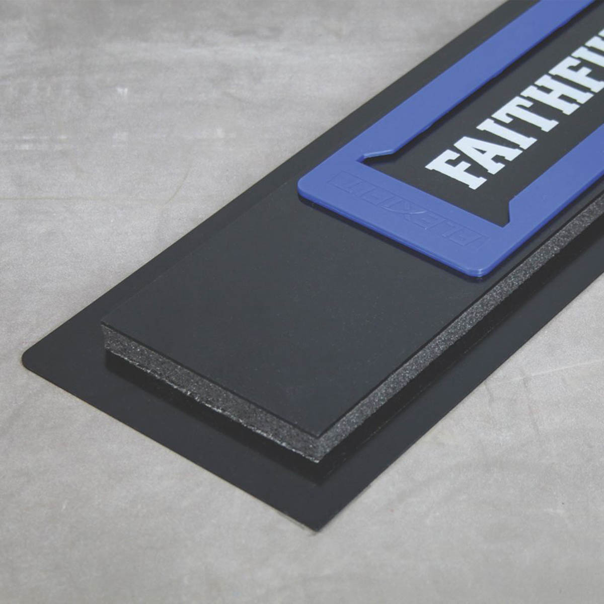 Faithfull Plastering Trowel Blade 20" 508mm FAIPFLEX20 - Image 3