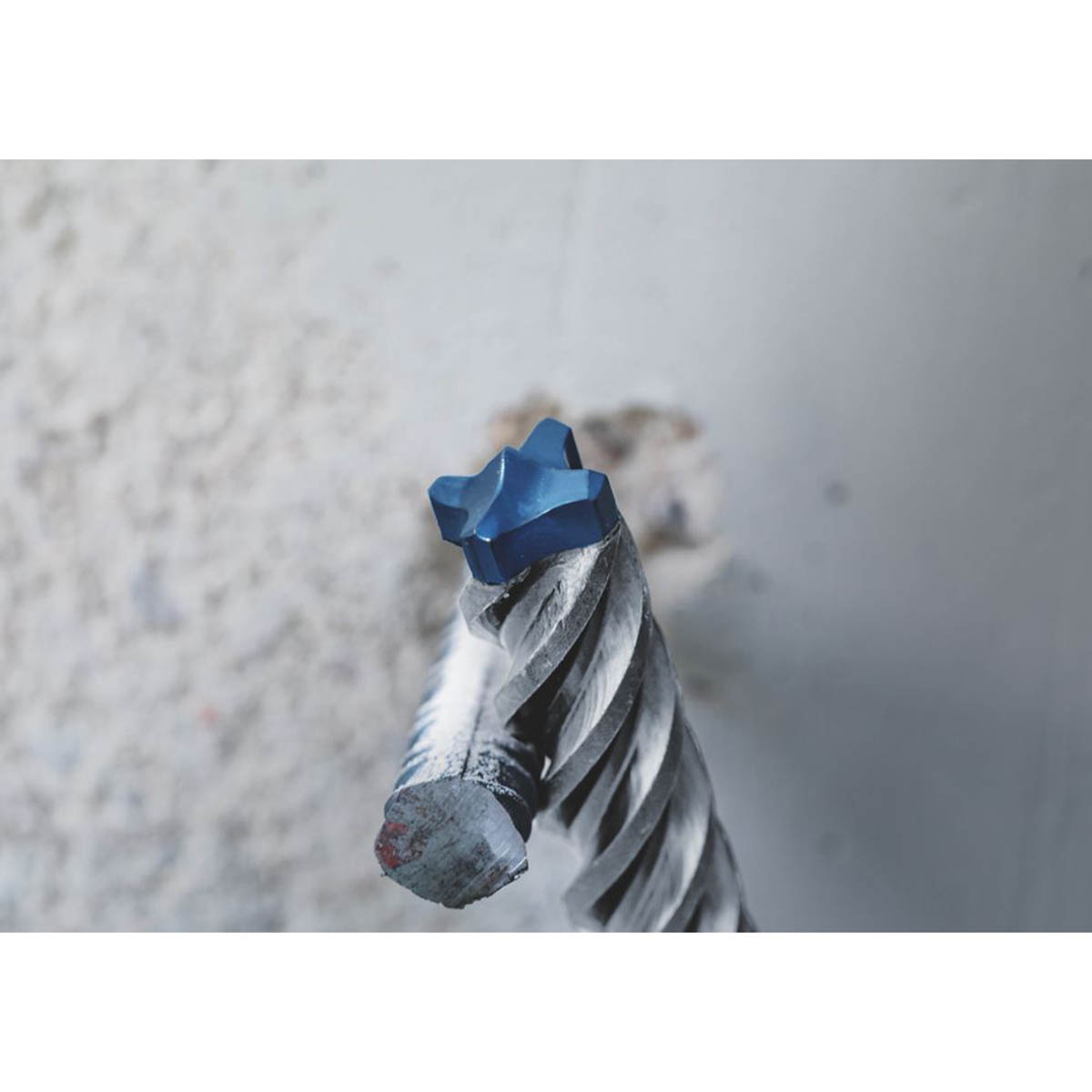 Bosch Expert Drill Bit SDS Max Shank Carbide Tip Durable High-Speed 18 x 340mm - Image 4