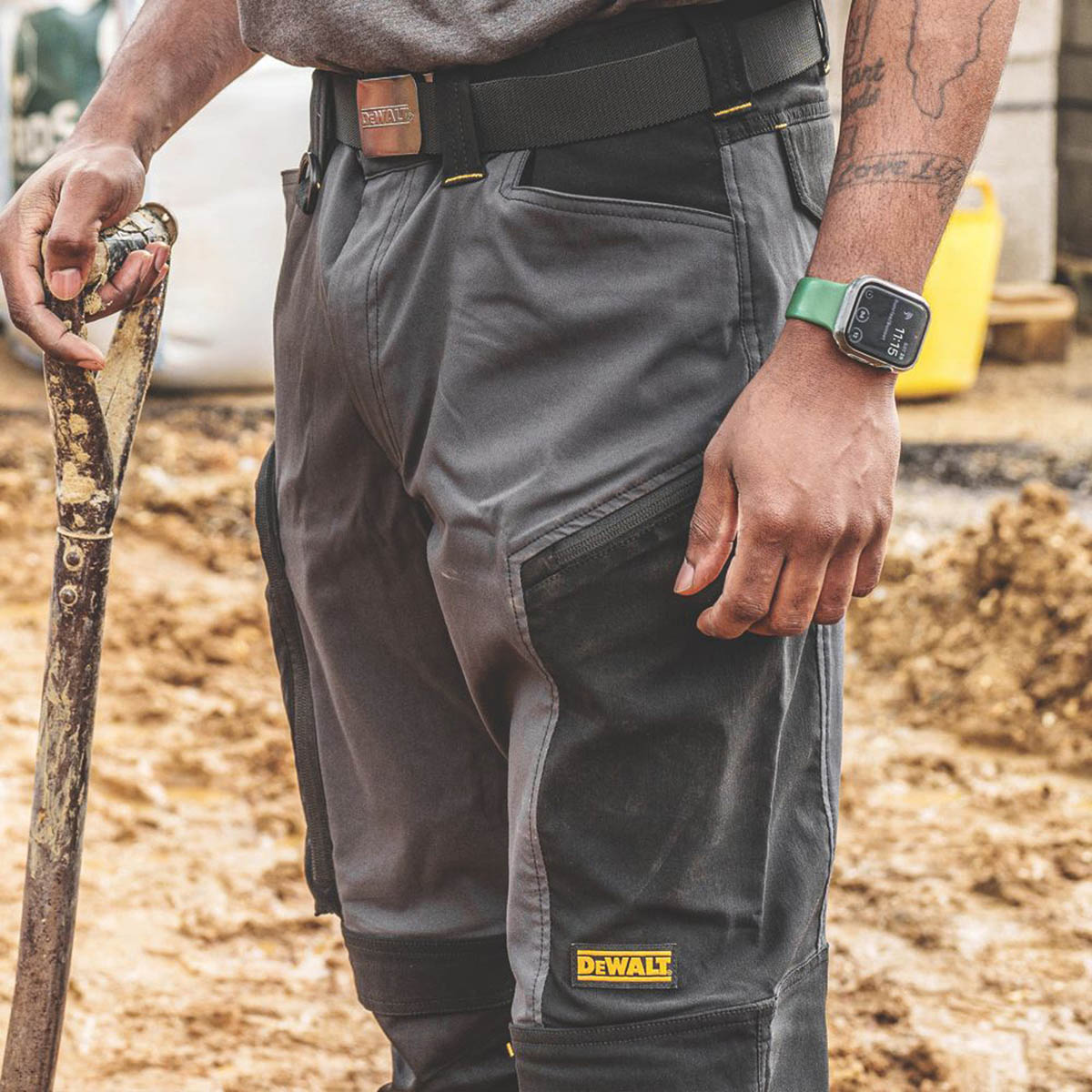 DEWALT Waterford Work Trouser Grey/Black 32" W 31" L - Image 5